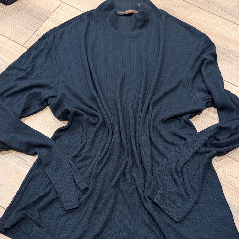 Men's Black Turtleneck Shirt